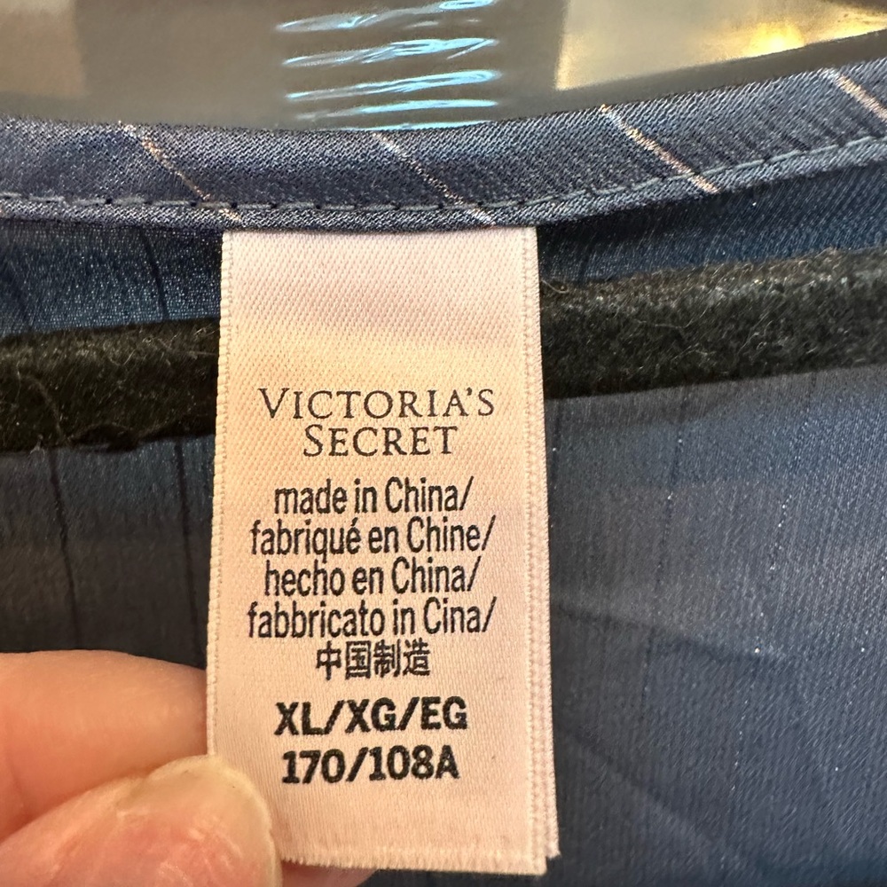Victoria's Secret Shimmering Slate Blue Striped Ruffle Intimates Robe Size XL - Picture 10 of 13